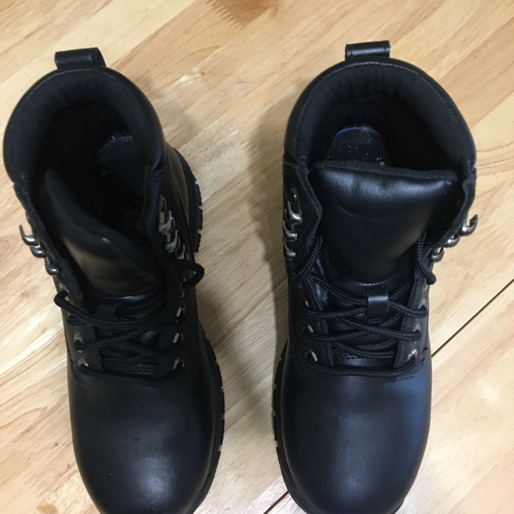 Work boots - Picture 2 of 3